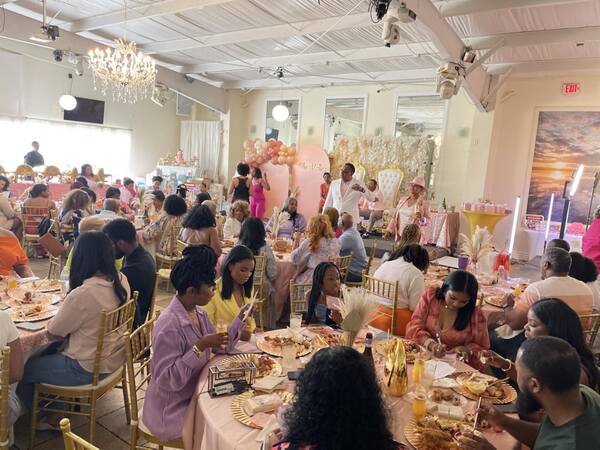 LE ROUX'S ON THE LAKE