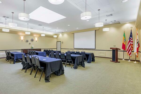 Best Western - Canoga Park Motor Inn