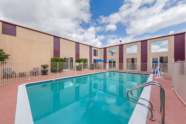 Best Western - Canoga Park Motor Inn