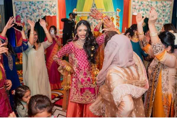 Z4 Events-  DJ, Lighting & LED Video Wall Services