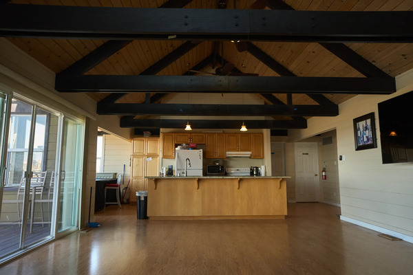 Four Fools Winery and Lone Tree Lodge