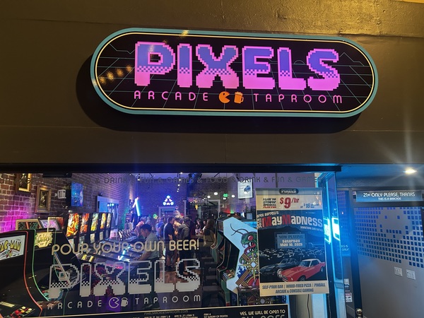 Pixels Arcade Taproom