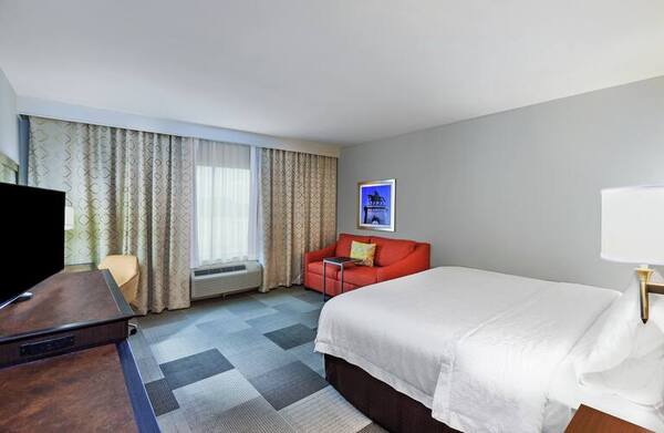 Hampton Inn & Suites Houston North IAH