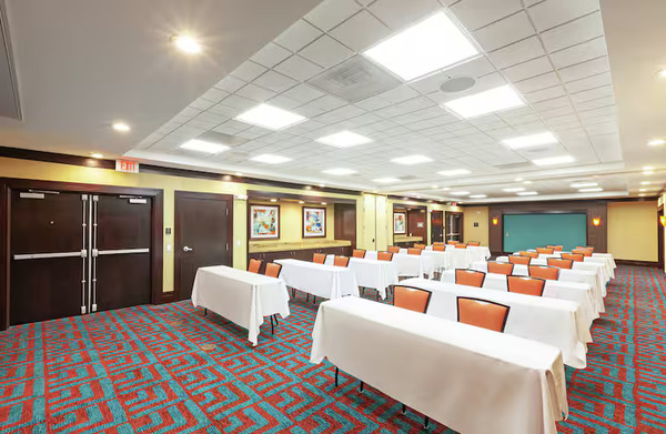 Hampton Inn & Suites Houston North IAH