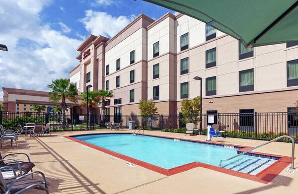Hampton Inn & Suites Houston North IAH