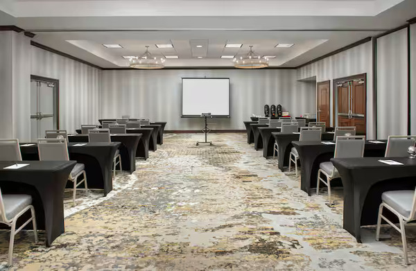 Embassy Suites Dulles - North/Loudoun