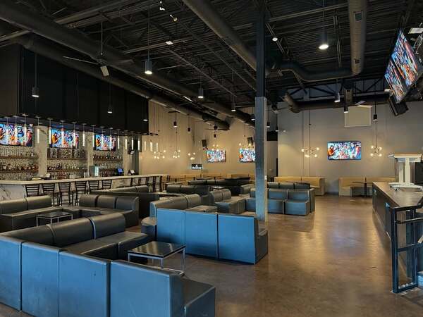 Harold's Chicken and Ice Bar