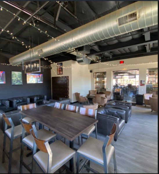 Puro Cigar Bar Lounge