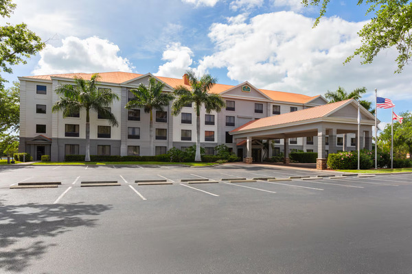 LaQuinta Inn & Suites Bonita Springs Naples N