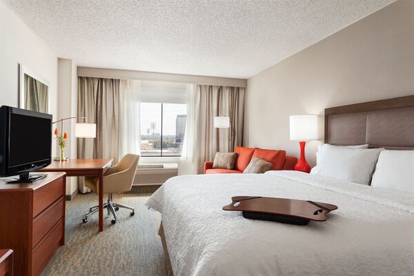 Hampton Inn & Suites Denver-Cherry Creek