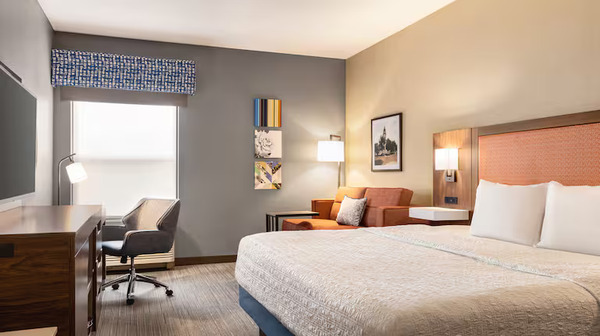 Hampton Inn & Suites Valparaiso