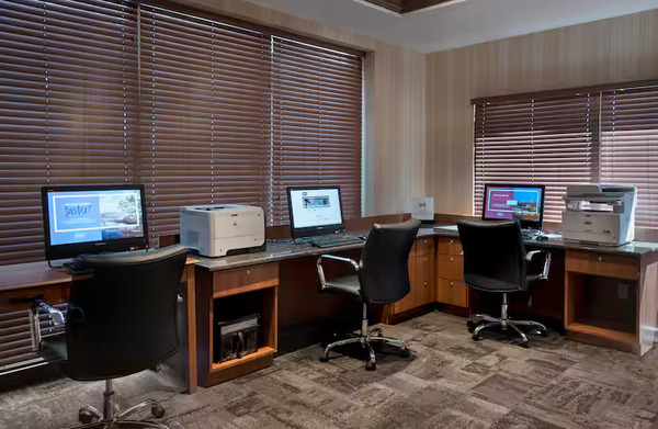 Hampton Inn Boston-Logan Airport