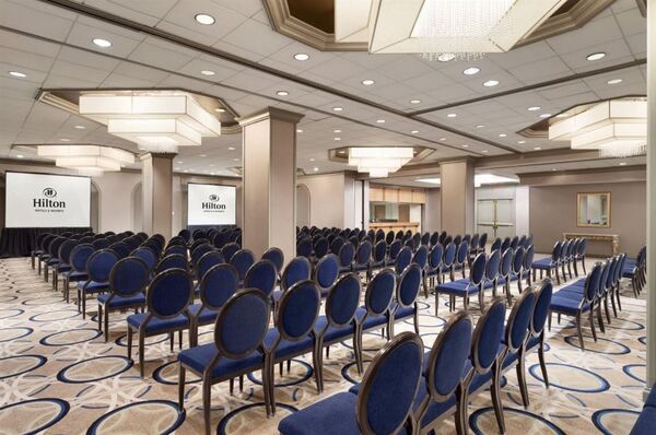 Doubletree by Hilton Newark Penn Station