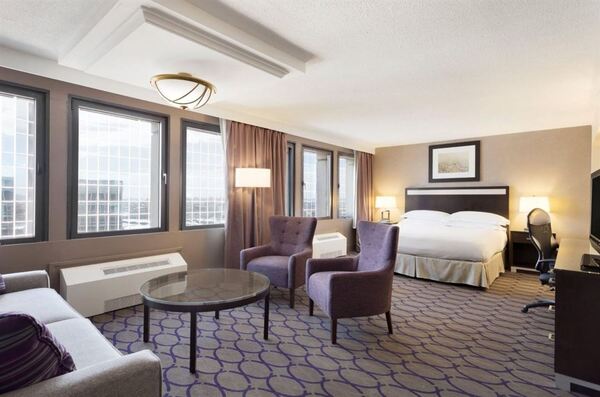 Doubletree by Hilton Newark Penn Station