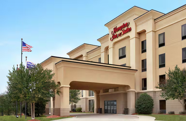 Hampton Inn & Suites Pine Bluff