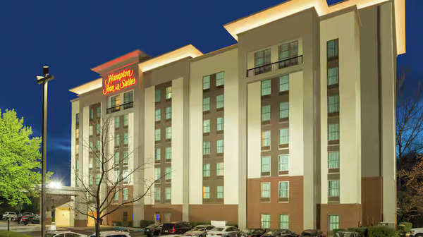 Hampton Inn & Suites Charlotte-Arrowood Rd.