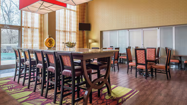 Hampton Inn & Suites Charlotte-Arrowood Rd.