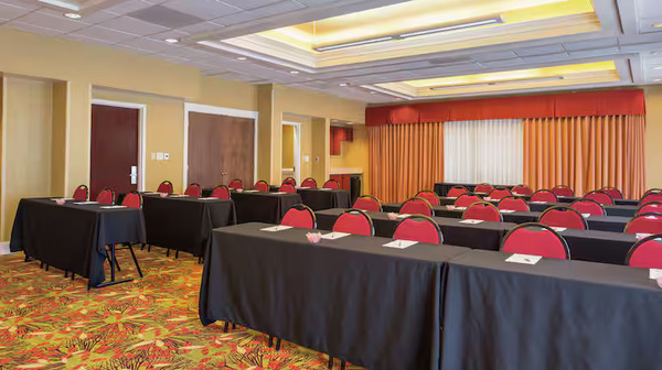 Hampton Inn & Suites Charlotte-Arrowood Rd.