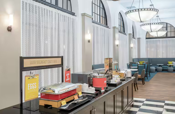 Hampton Inn & Suites Atlanta-Downtown