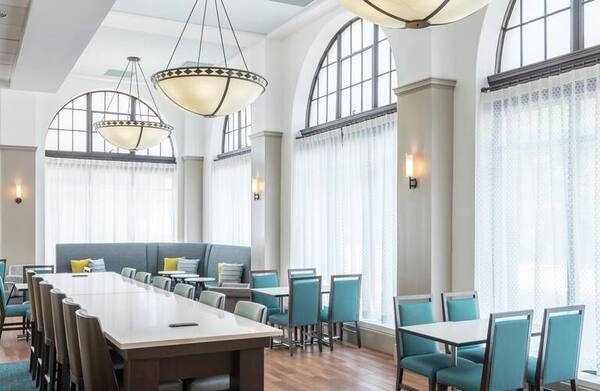 Hampton Inn & Suites Atlanta-Downtown