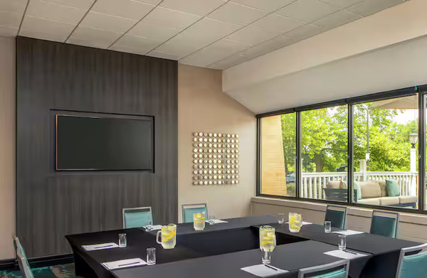 DoubleTree by Hilton Hotel Columbia