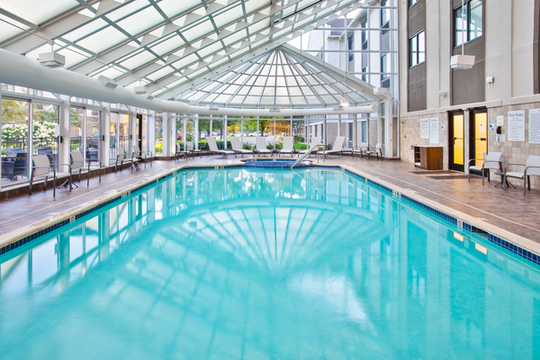 Holiday Inn Express & Suites Belleville