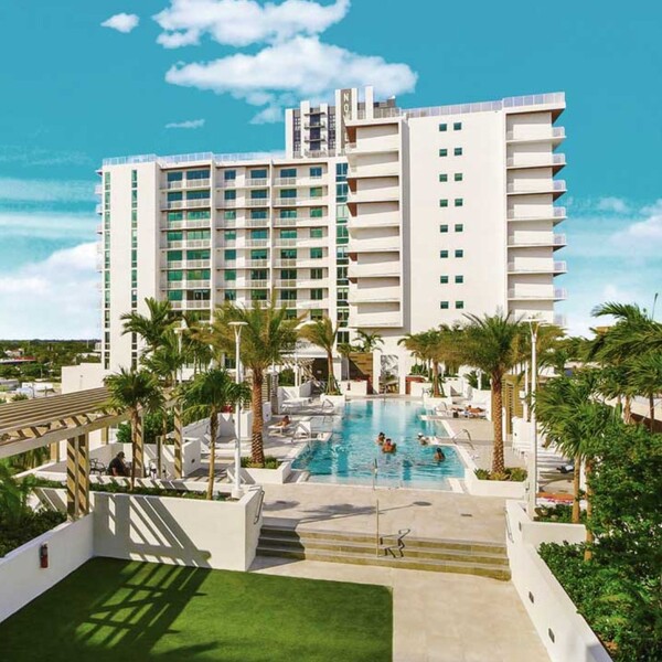 Quantum Flagler Village - The Lawn on 5th