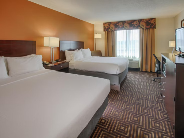Holiday Inn Knoxville West at Cedar Bluff