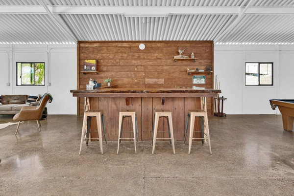 Willow and Oak Estate