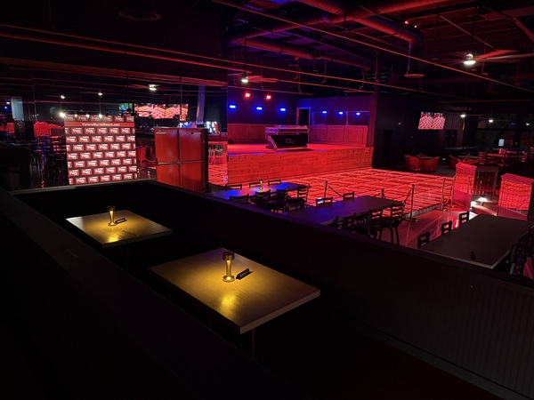 Vizionz Live Music and Lounge