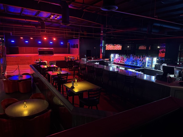 Vizionz Live Music and Lounge