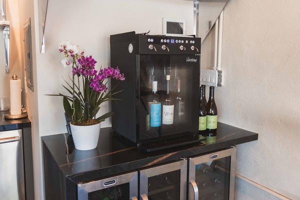 Elleary Wine Tasting Room