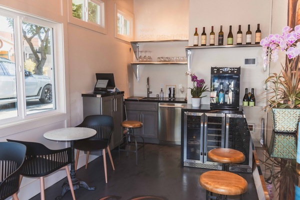 Elleary Wine Tasting Room