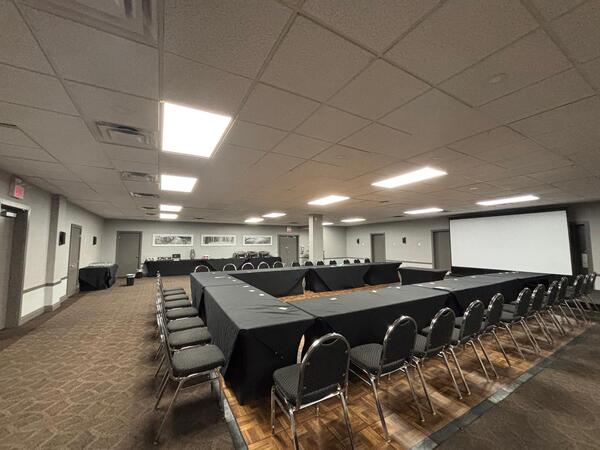 Sandman Hotel & Suites Kelowna