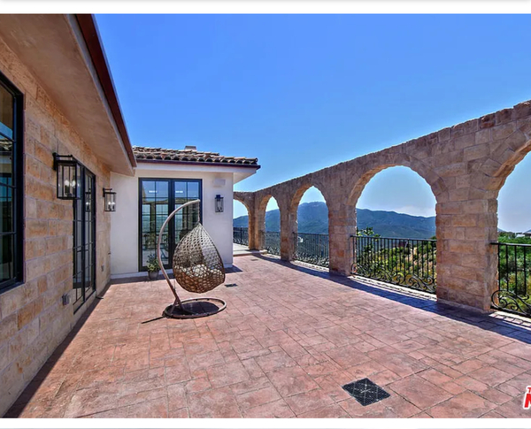 Malibu Crown Vineyard