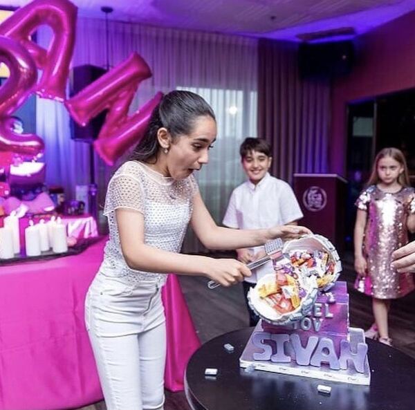 Tea Va See Lounge & Event Space