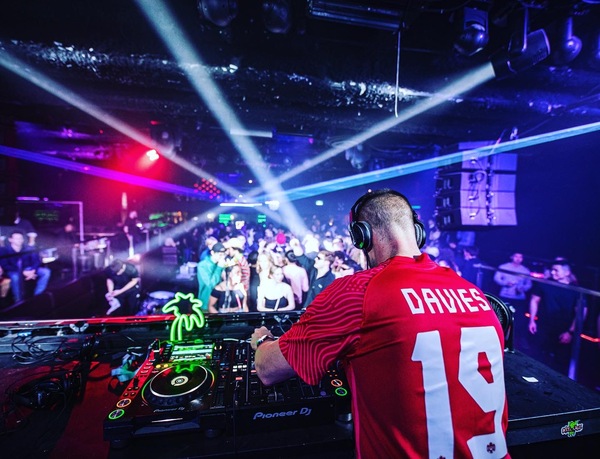 Zapped Productions DJ’s