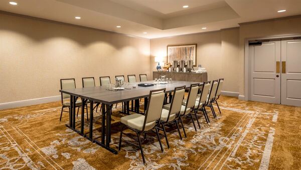 Omni New Haven Hotel At Yale