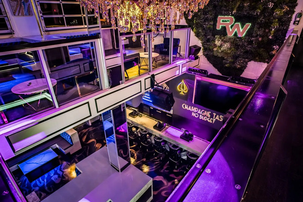 Rokwood Nightclub and Bar