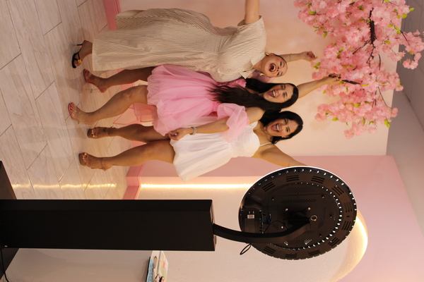 Happy Moments Orlando LLC