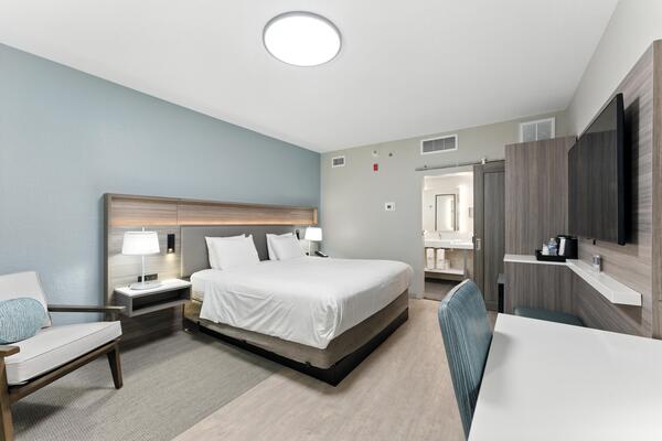 Radisson Resort at the Port