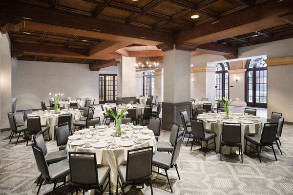 DoubleTree by Hilton Hotel Austin