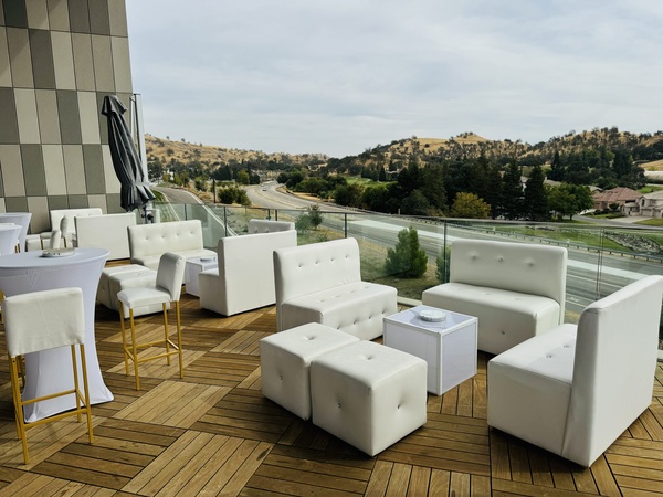 Brilliant Lounge Rentals