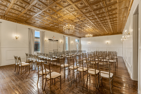 The Grand Canyon Hotel