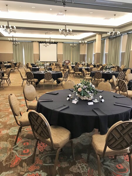 Embassy Suites by Hilton Savannah Historic District