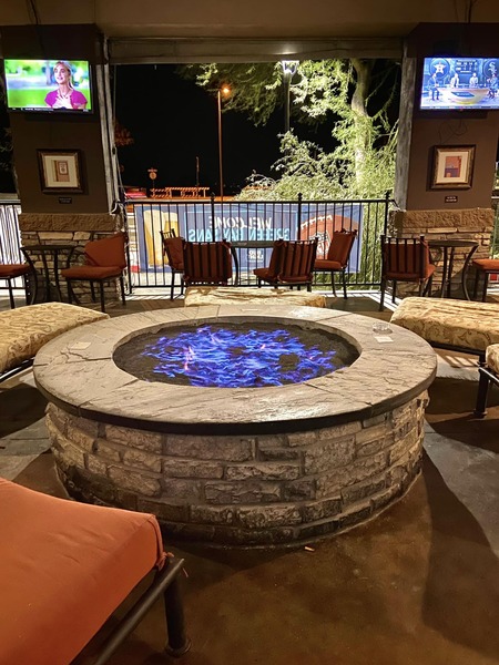 Irish Wolfhound Restaurant & Pub