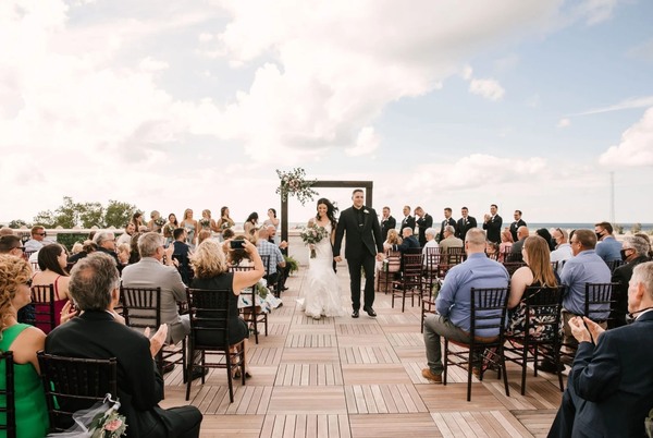 Ariel Broadway Hotel