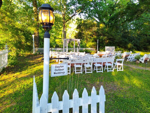 Dayton Outdoor Weddings