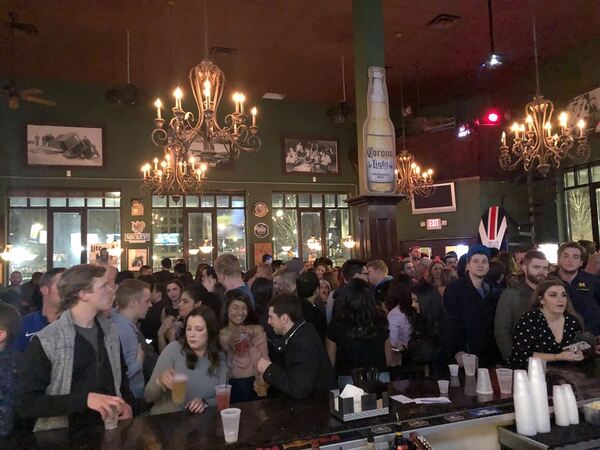 Bookies Bar & Grille