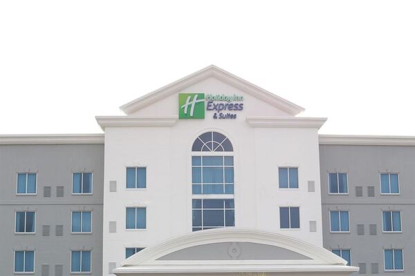 Holiday Inn Express & Suites Columbia-Fort Jackson